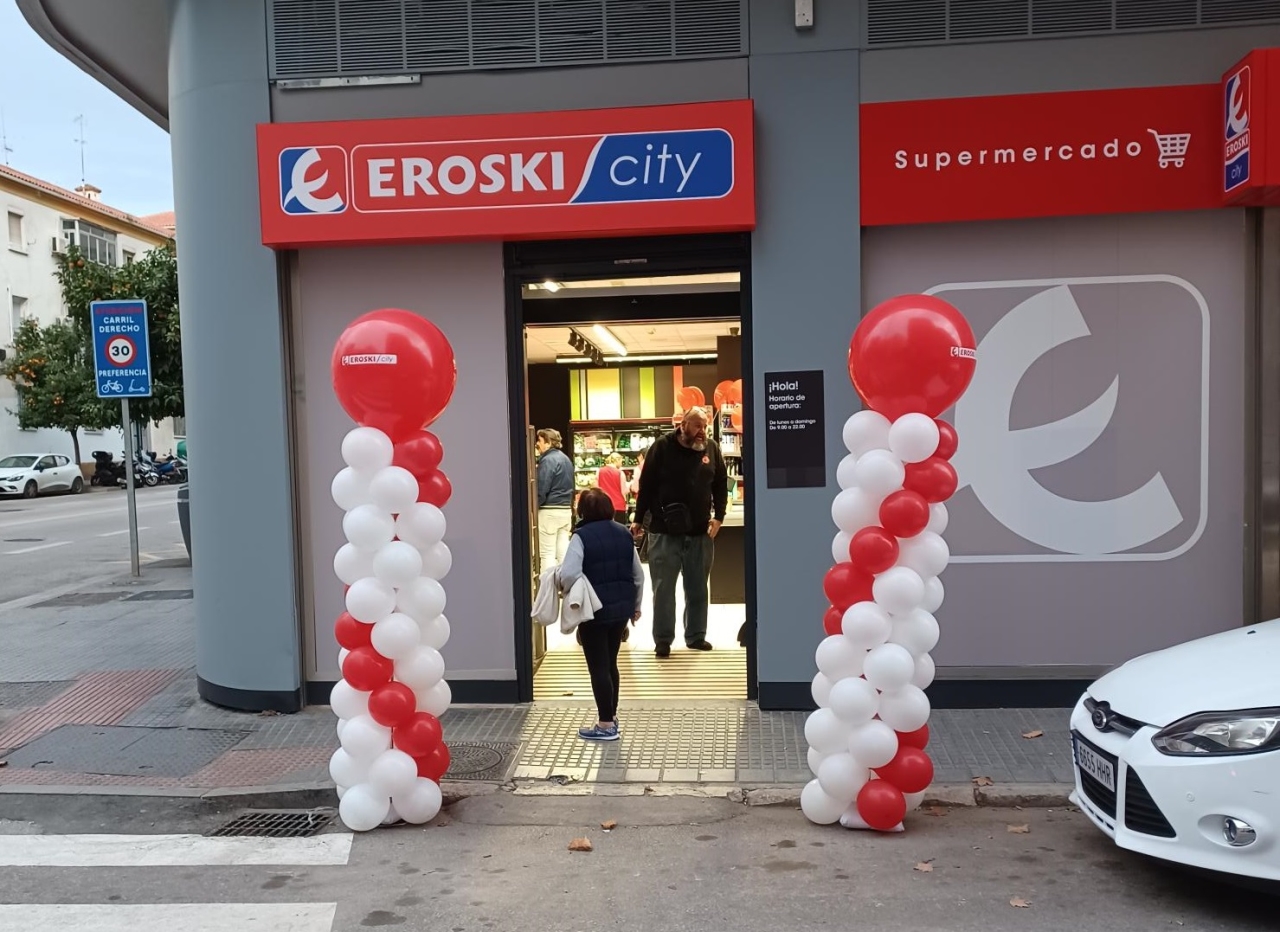 EROSKI INAUGURA UN NUEVO SUPERMERCADO FRANQUICIADO EN MÁLAGA