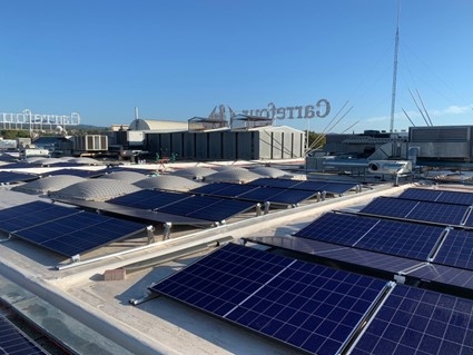 Carmila y Carrefour Property siguen apostando por la sostenibilidad en sus centros comerciales con la instalación de placas fotovoltaicas